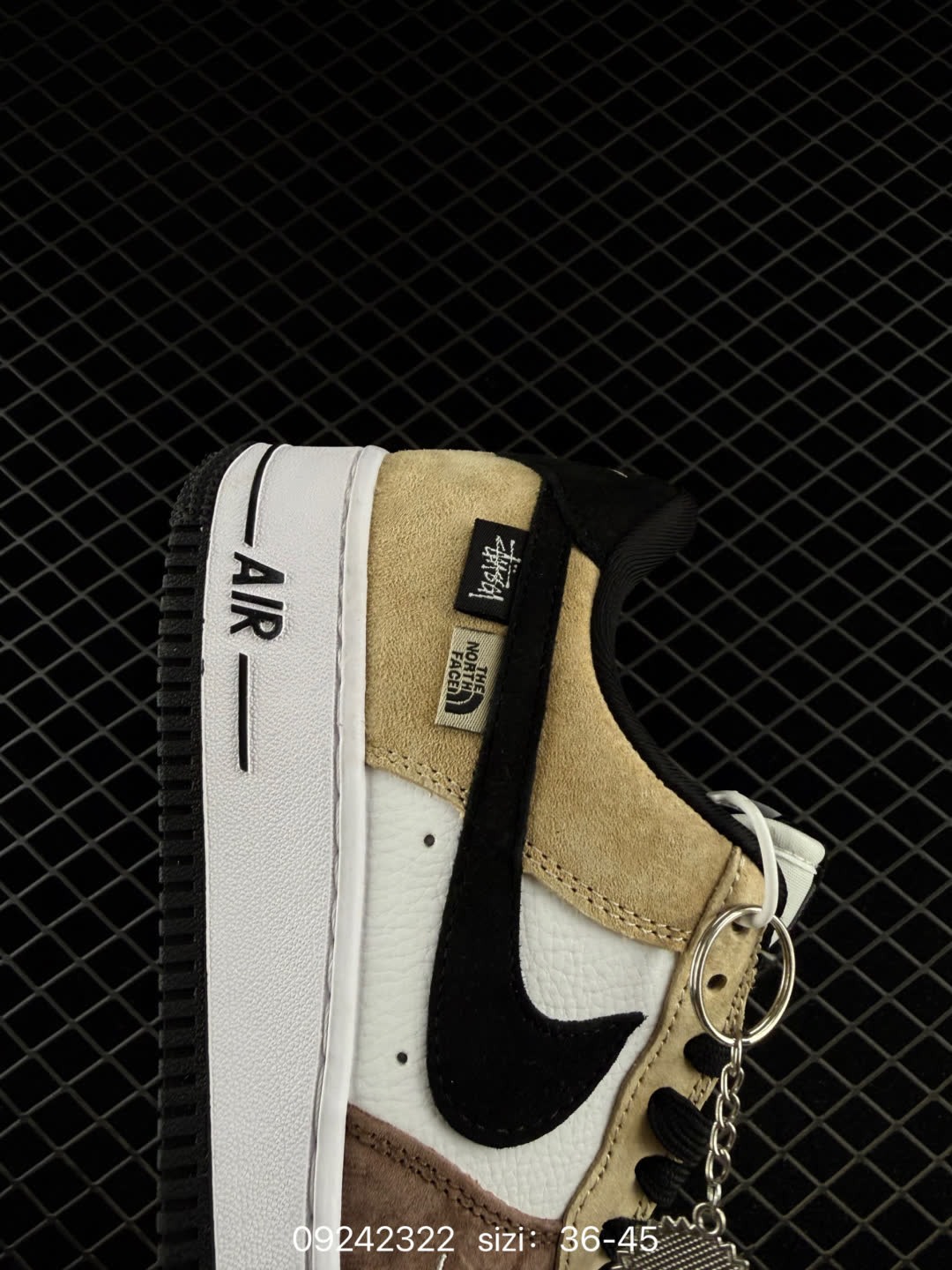 NIKE AIR FORCE 1-DV0788-012